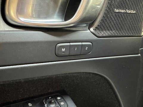 Volvo XC40 2.0 T4 Pano|Harman/Kardon|Memory|ACC|Keyless|Lane