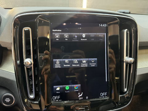 Volvo XC40 2.0 T4 Pano|Harman/Kardon|Memory|ACC|Keyless|Lane