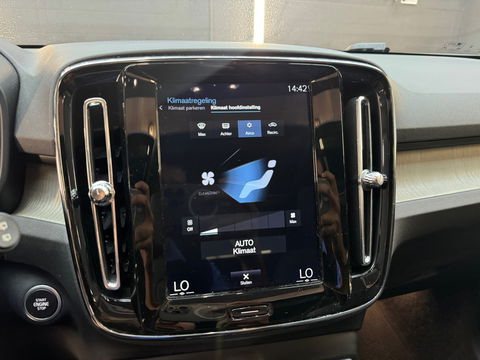 Volvo XC40 2.0 T4 Pano|Harman/Kardon|Memory|ACC|Keyless|Lane