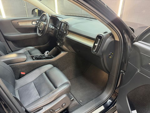 Volvo XC40 2.0 T4 Pano|Harman/Kardon|Memory|ACC|Keyless|Lane