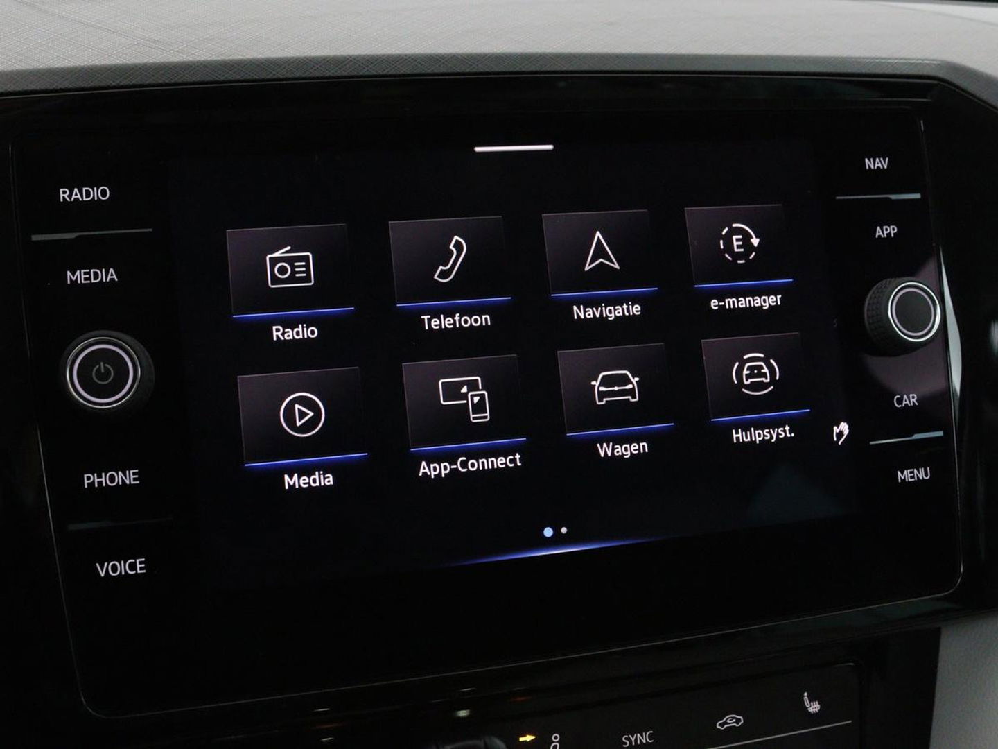 Volkswagen Passat 1.4 TSI GTE | Panoramadak | Stoelverwarming | Leder/Alcantara | Camera | Carplay | Adaptive cruise | Matrix LED | Massage | Navigatie