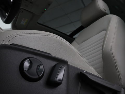 Volkswagen Passat 1.4 TSI GTE | Panoramadak | Stoelverwarming | Leder/Alcantara | Camera | Carplay | Adaptive cruise | Matrix LED | Massage | Navigatie