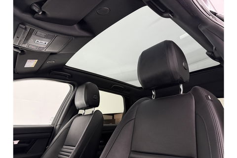 Land Rover Discovery Sport P300e 309PK HSE AWD Hybride Pano LED Trekhaak Camera Memory Virtual  20"LMV Leder Navi Clima Cruise PDC