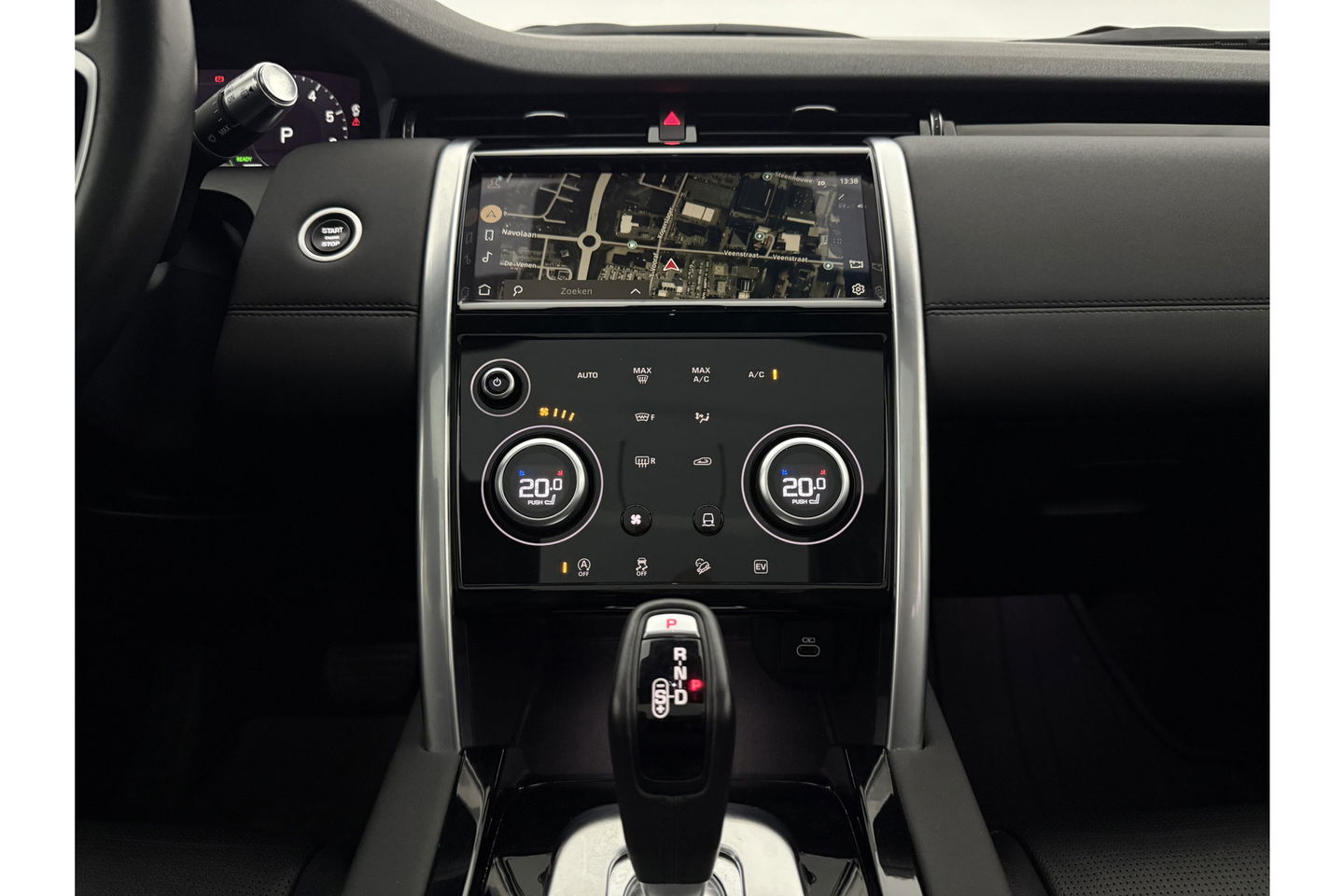 Land Rover Discovery Sport P300e 309PK HSE AWD Hybride Pano LED Trekhaak Camera Memory Virtual  20"LMV Leder Navi Clima Cruise PDC