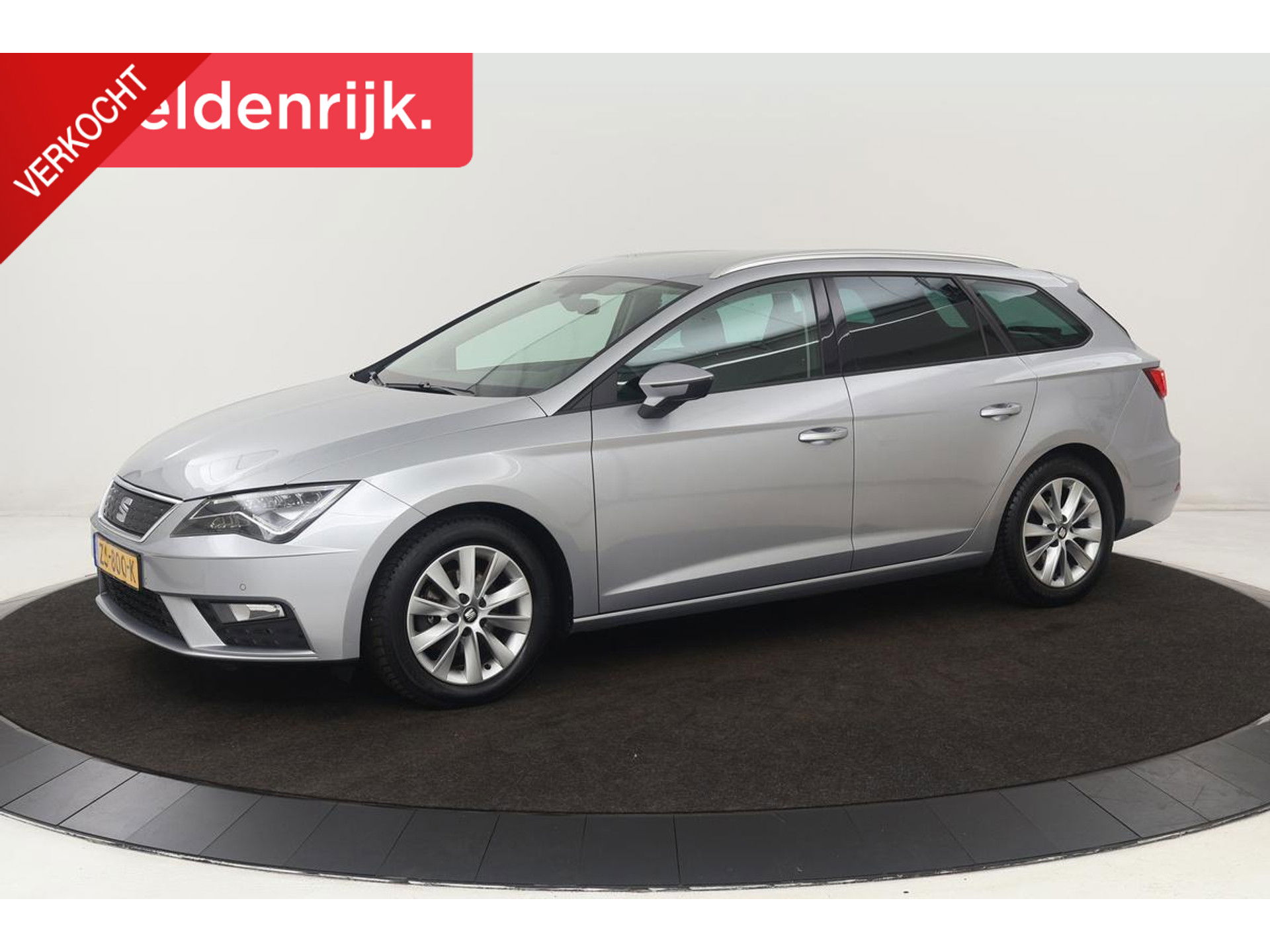SEAT Leon 1.0 TSI Style | Full LED | Carplay | Keyless | Navigatie | Parkeerhulp | Climate control | Cruise control | Getint glas