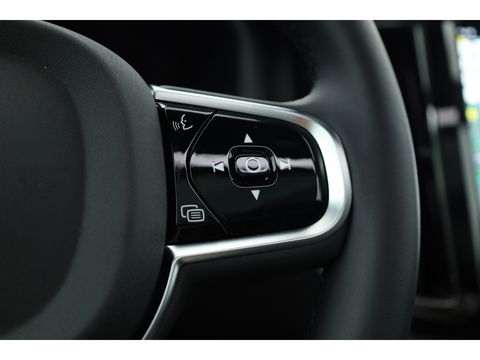 Volvo XC60 T6 Recharge Ultimate Black Edition | Pano | HUD | Memory seats | Harman Kardon | Stoel- Stuurverw.