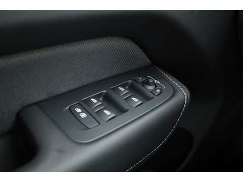 Volvo XC60 T6 Recharge Ultimate Black Edition | Pano | HUD | Memory seats | Harman Kardon | Stoel- Stuurverw.
