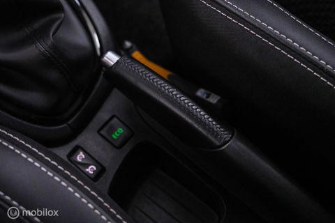 Renault Clio Estate 0.9 TCe Intens | Trekhaak | Alcantara | LED koplampen | NL auto NAP | Cruise |