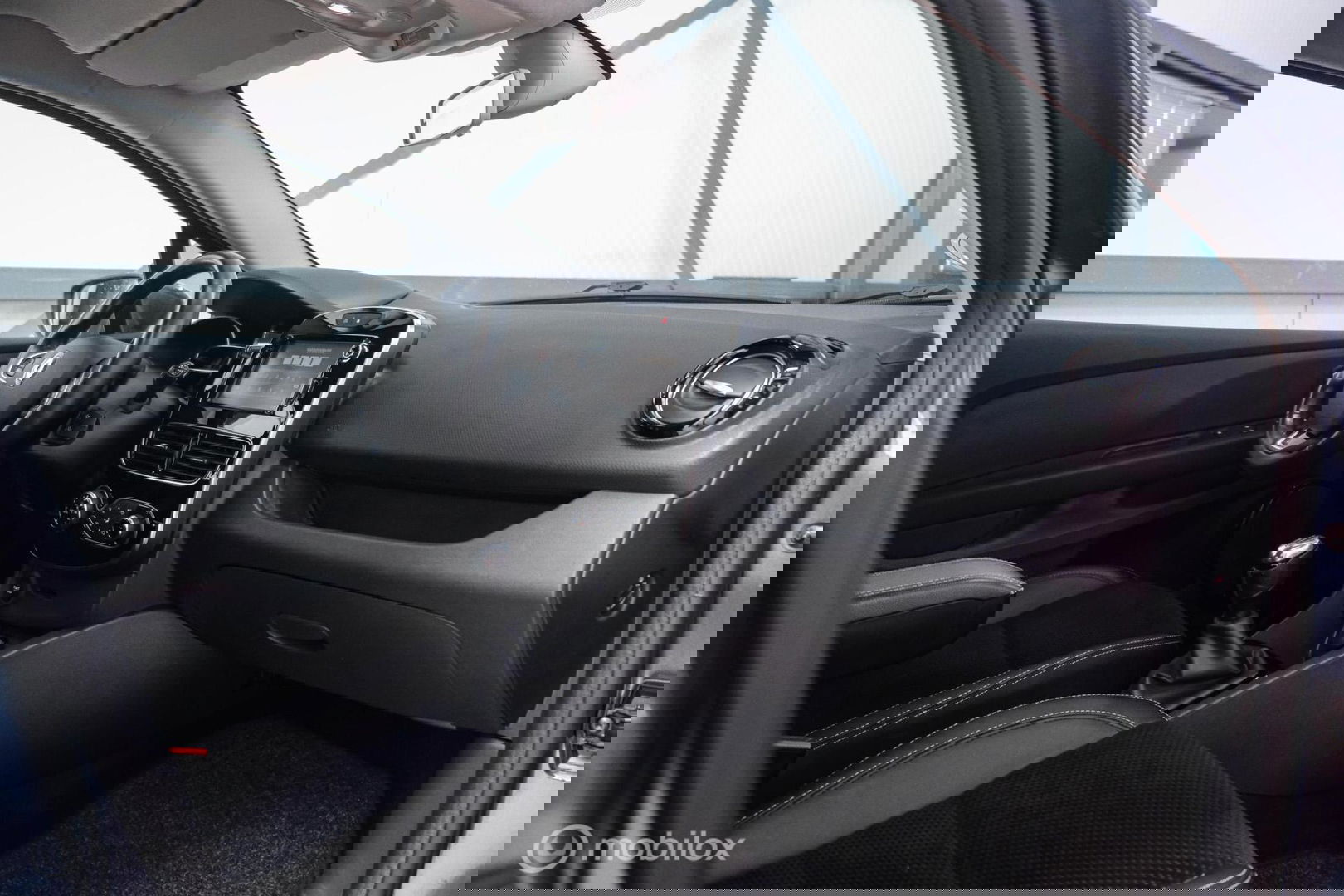 Renault Clio Estate 0.9 TCe Intens | Trekhaak | Alcantara | LED koplampen | NL auto NAP | Cruise |