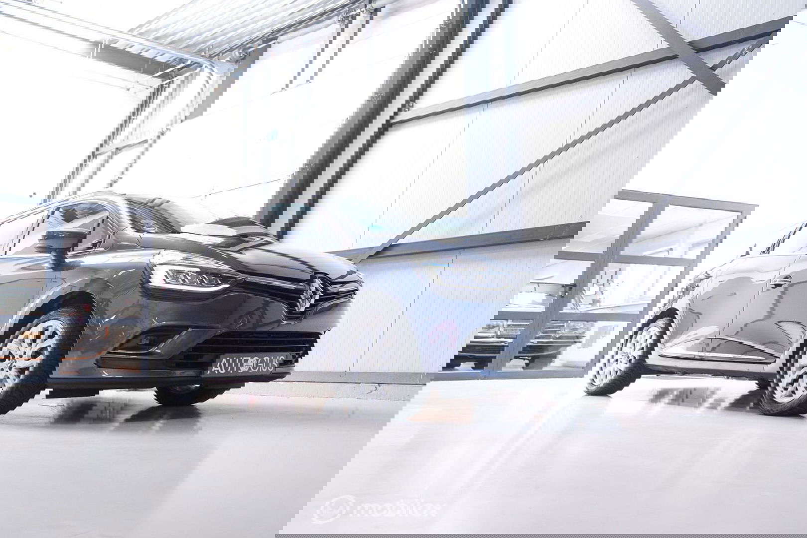 Renault Clio Estate 0.9 TCe Intens | Trekhaak | Alcantara | LED koplampen | NL auto NAP | Cruise |