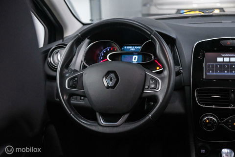 Renault Clio Estate 0.9 TCe Intens | Trekhaak | Alcantara | LED koplampen | NL auto NAP | Cruise |