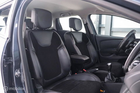 Renault Clio Estate 0.9 TCe Intens | Trekhaak | Alcantara | LED koplampen | NL auto NAP | Cruise |