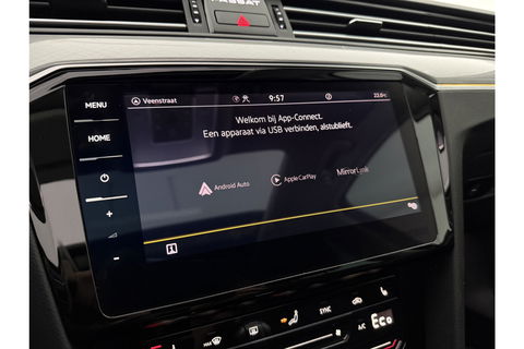 Volkswagen Passat Variant 1.4 TSI GTE 218PK DSG Pano Sfeerverl. Memory LED Camera Carplay Trekhaak Virtual ACC Clima Navi 18"LMV PDC