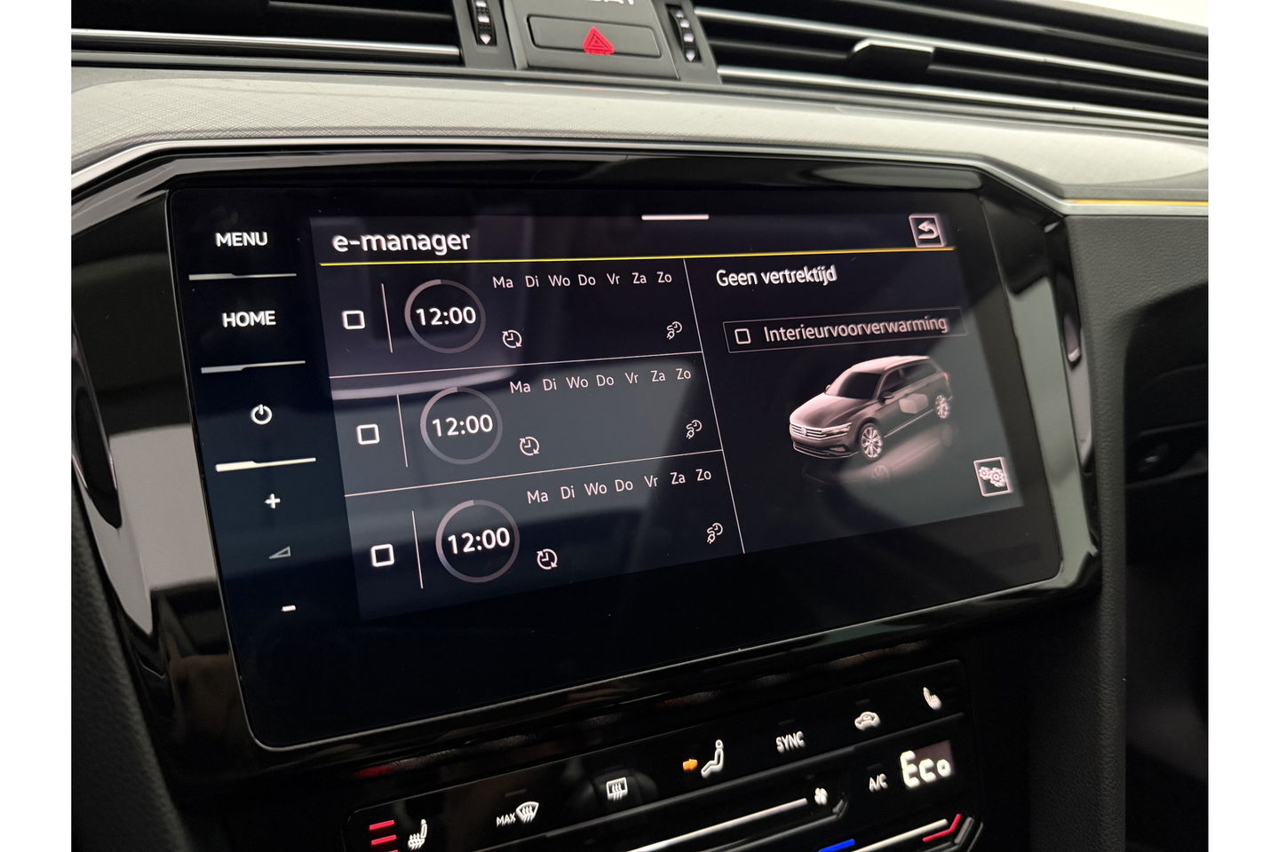 Volkswagen Passat Variant 1.4 TSI GTE 218PK DSG Pano Sfeerverl. Memory LED Camera Carplay Trekhaak Virtual ACC Clima Navi 18"LMV PDC