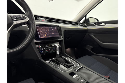 Volkswagen Passat Variant 1.4 TSI GTE 218PK DSG Pano Sfeerverl. Memory LED Camera Carplay Trekhaak Virtual ACC Clima Navi 18"LMV PDC