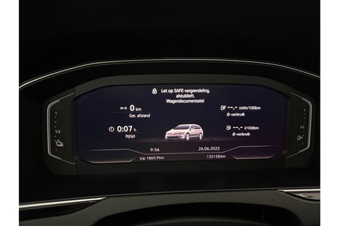 Volkswagen Passat Variant 1.4 TSI GTE 218PK DSG Pano Sfeerverl. Memory LED Camera Carplay Trekhaak Virtual ACC Clima Navi 18"LMV PDC