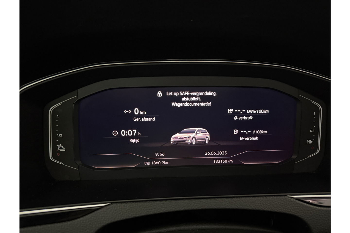Volkswagen Passat Variant 1.4 TSI GTE 218PK DSG Pano Sfeerverl. Memory LED Camera Carplay Trekhaak Virtual ACC Clima Navi 18"LMV PDC