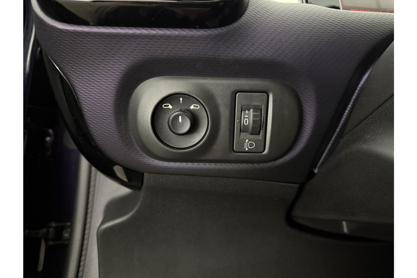 Citroën C4 1.6 e-HDi Shine Pano Virtual LED Clima Cruise Camera Navi PDC Trekhaak 16"LMV