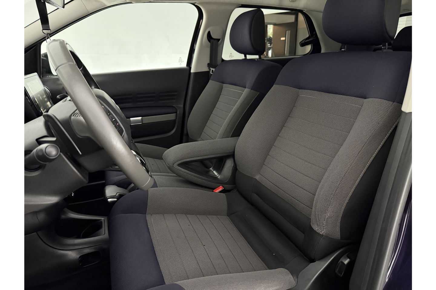 Citroën C4 1.6 e-HDi Shine Pano Virtual LED Clima Cruise Camera Navi PDC Trekhaak 16"LMV