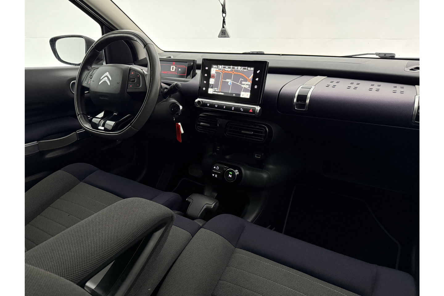 Citroën C4 1.6 e-HDi Shine Pano Virtual LED Clima Cruise Camera Navi PDC Trekhaak 16"LMV