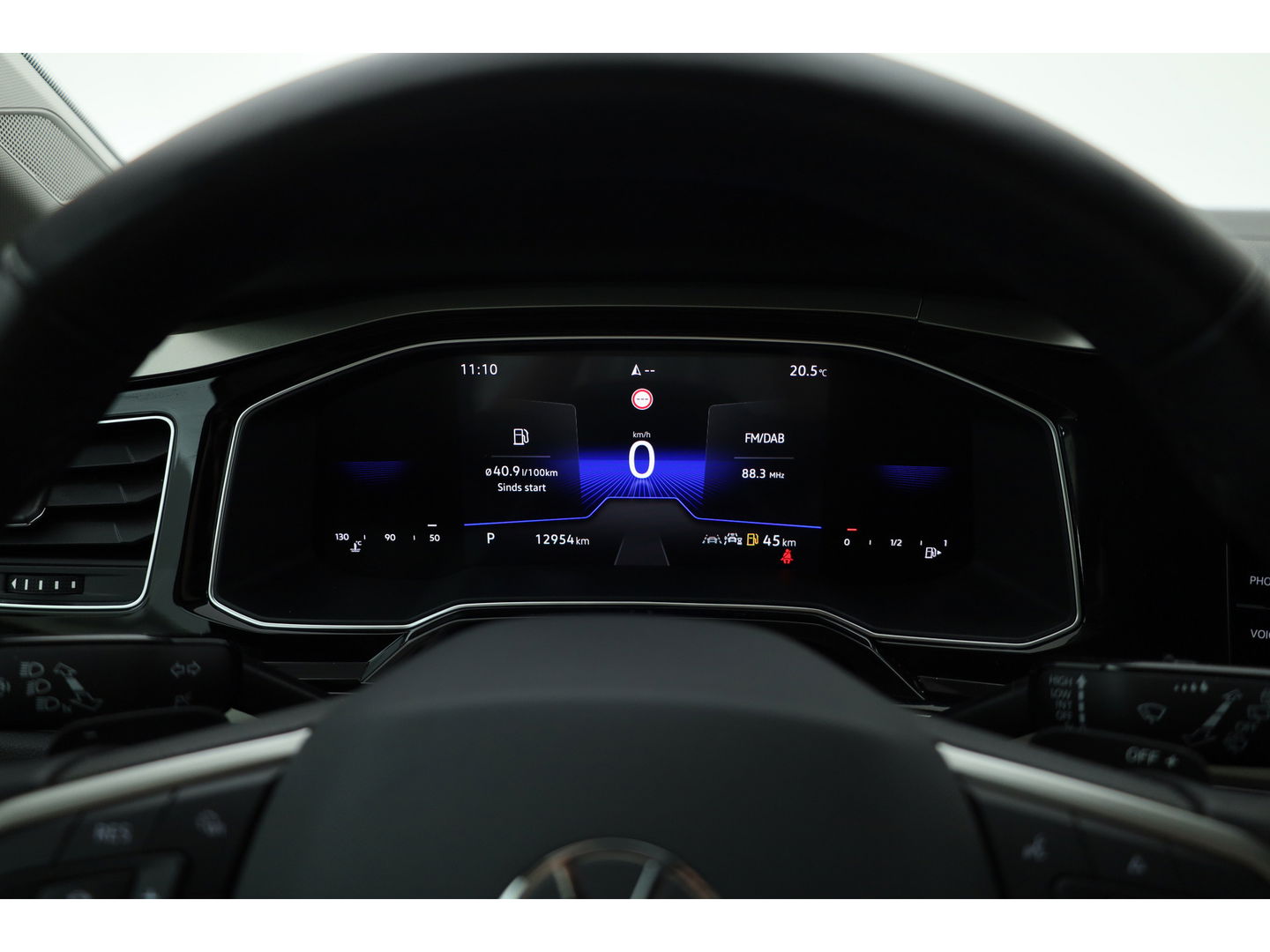 Volkswagen Polo 1.0 TSI DSG | Navi | Afn. Trekhaak | Adapt. Cruise | Stoelverw. | Camera | Apple CarPlay