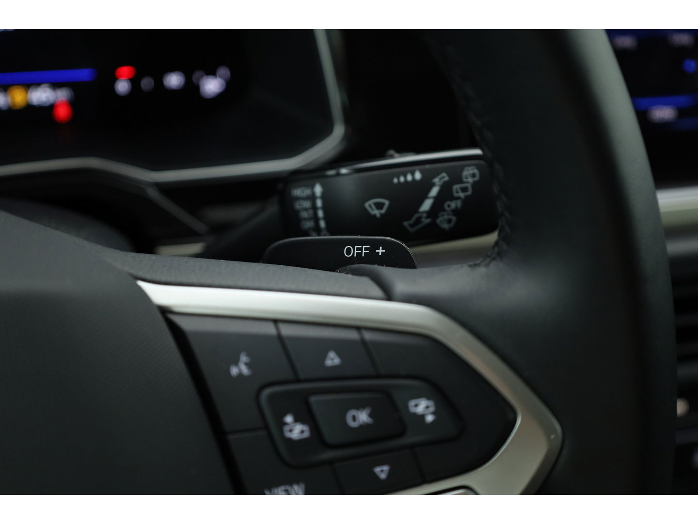 Volkswagen Polo 1.0 TSI DSG | Navi | Afn. Trekhaak | Adapt. Cruise | Stoelverw. | Camera | Apple CarPlay