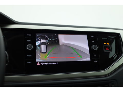 Volkswagen Polo 1.0 TSI DSG | Navi | Afn. Trekhaak | Adapt. Cruise | Stoelverw. | Camera | Apple CarPlay