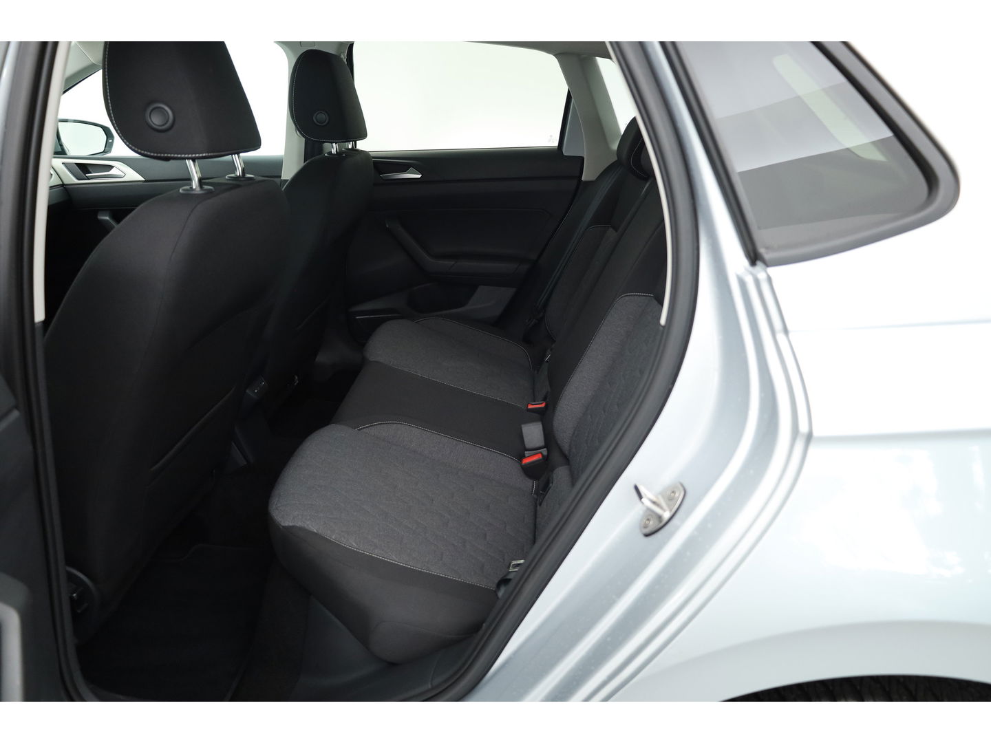 Volkswagen Polo 1.0 TSI DSG | Navi | Afn. Trekhaak | Adapt. Cruise | Stoelverw. | Camera | Apple CarPlay