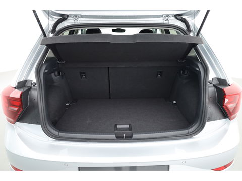 Volkswagen Polo 1.0 TSI DSG | Navi | Afn. Trekhaak | Adapt. Cruise | Stoelverw. | Camera | Apple CarPlay