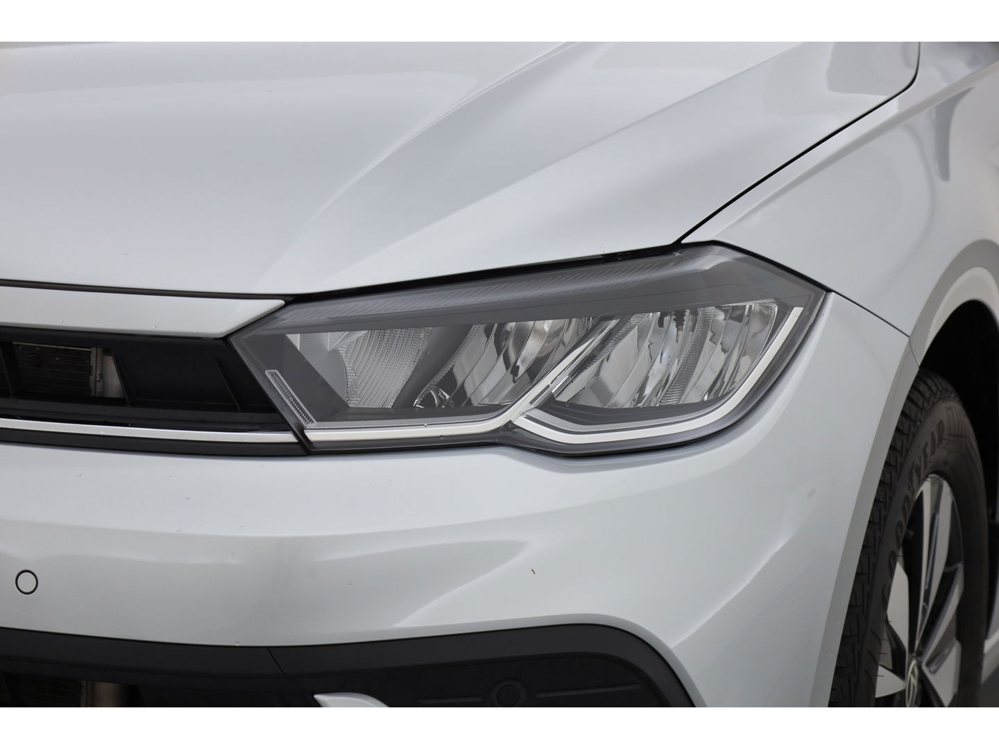 Volkswagen Polo 1.0 TSI DSG | Navi | Afn. Trekhaak | Adapt. Cruise | Stoelverw. | Camera | Apple CarPlay