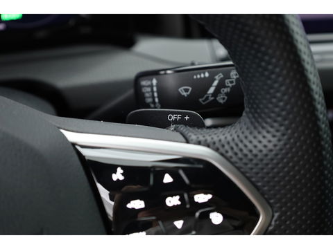 Volkswagen Golf 1.4 eHybrid GTE | IQ. Light | 18'' | Apple CarPlay | Stoel- Stuurverw. | Adapt. Cruise |