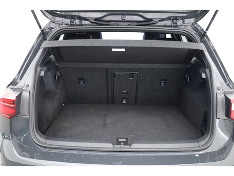 Volkswagen Golf 1.4 eHybrid GTE | IQ. Light | 18'' | Apple CarPlay | Stoel- Stuurverw. | Adapt. Cruise |