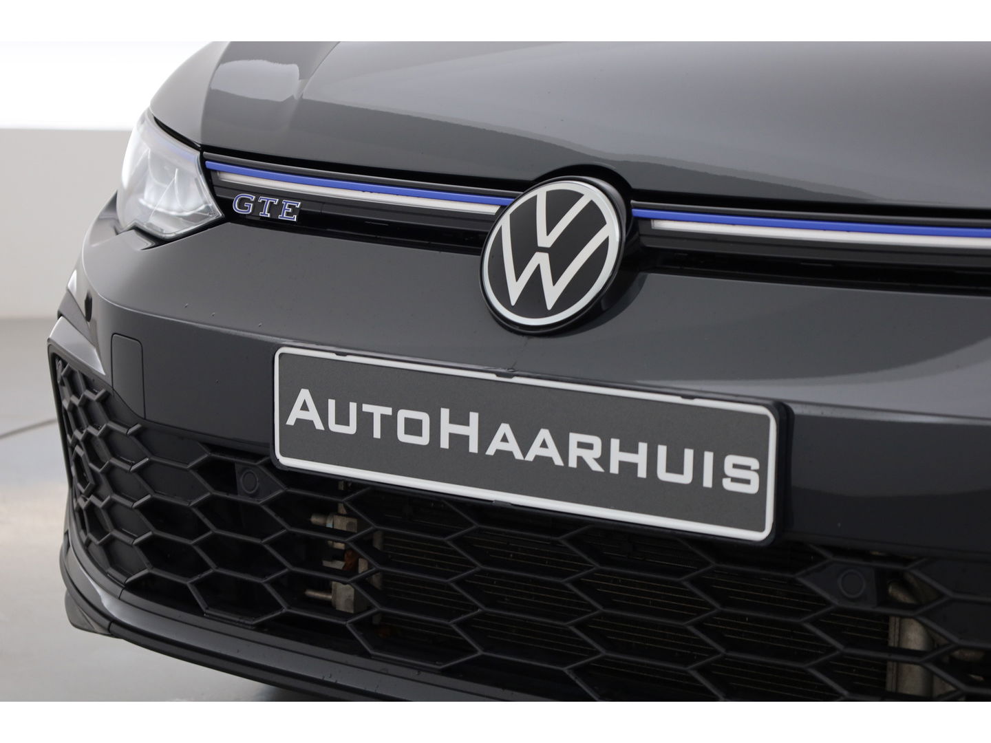 Volkswagen Golf 1.4 eHybrid GTE | IQ. Light | 18'' | Apple CarPlay | Stoel- Stuurverw. | Adapt. Cruise |