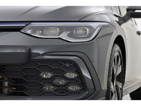 Volkswagen Golf 1.4 eHybrid GTE | IQ. Light | 18'' | Apple CarPlay | Stoel- Stuurverw. | Adapt. Cruise |
