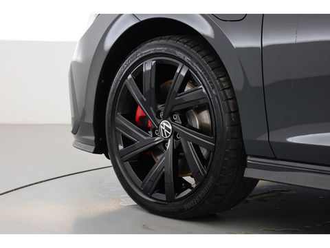 Volkswagen Golf 1.4 eHybrid GTE | IQ. Light | 18'' | Apple CarPlay | Stoel- Stuurverw. | Adapt. Cruise |