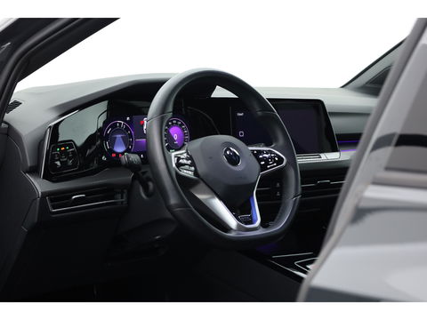 Volkswagen Golf 1.4 eHybrid GTE | IQ. Light | 18'' | Apple CarPlay | Stoel- Stuurverw. | Adapt. Cruise |
