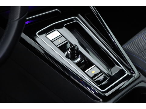 Volkswagen Golf 1.4 eHybrid GTE | IQ. Light | 18'' | Apple CarPlay | Stoel- Stuurverw. | Adapt. Cruise |