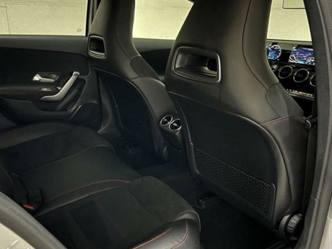 Mercedes-Benz A-Klasse 180 AMG Pano Night pakket Widescreen NAP