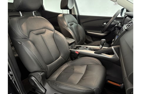 Renault Kadjar 1.5 dCi Bose Pano LED Virtual Trekhaak Clima Cruise Navi Leder 19"LMV PDC