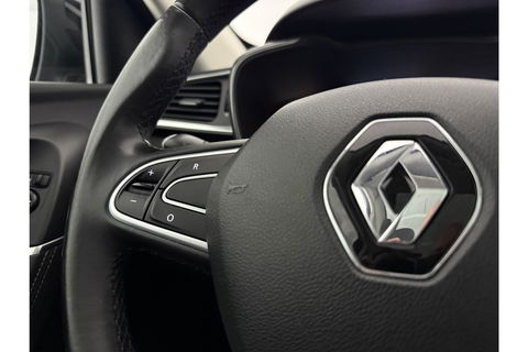 Renault Kadjar 1.5 dCi Bose Pano LED Virtual Trekhaak Clima Cruise Navi Leder 19"LMV PDC