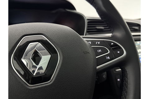 Renault Kadjar 1.5 dCi Bose Pano LED Virtual Trekhaak Clima Cruise Navi Leder 19"LMV PDC