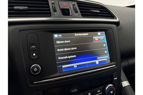 Renault Kadjar 1.5 dCi Bose Pano LED Virtual Trekhaak Clima Cruise Navi Leder 19"LMV PDC