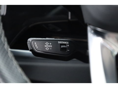 Audi Q3 Sportback 45 TFSI e S Line | Pano | Sonos | 20'' | Camera | Adapt. Cruise | Navi | Apple CarPlay