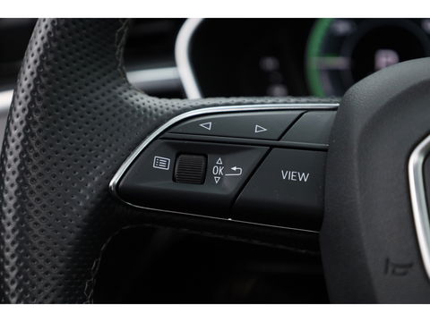 Audi Q3 Sportback 45 TFSI e S Line | Pano | Sonos | 20'' | Camera | Adapt. Cruise | Navi | Apple CarPlay