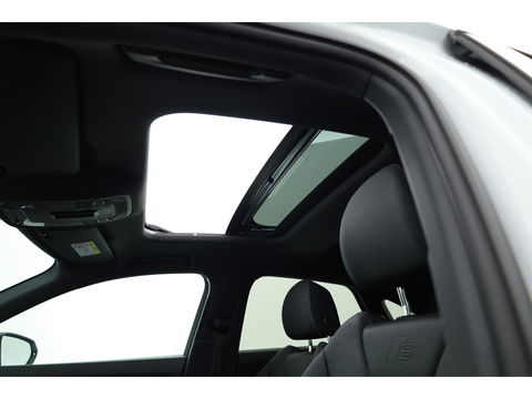 Audi Q3 Sportback 45 TFSI e S Line | Pano | Sonos | 20'' | Camera | Adapt. Cruise | Navi | Apple CarPlay