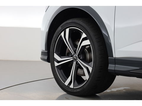 Audi Q3 Sportback 45 TFSI e S Line | Pano | Sonos | 20'' | Camera | Adapt. Cruise | Navi | Apple CarPlay