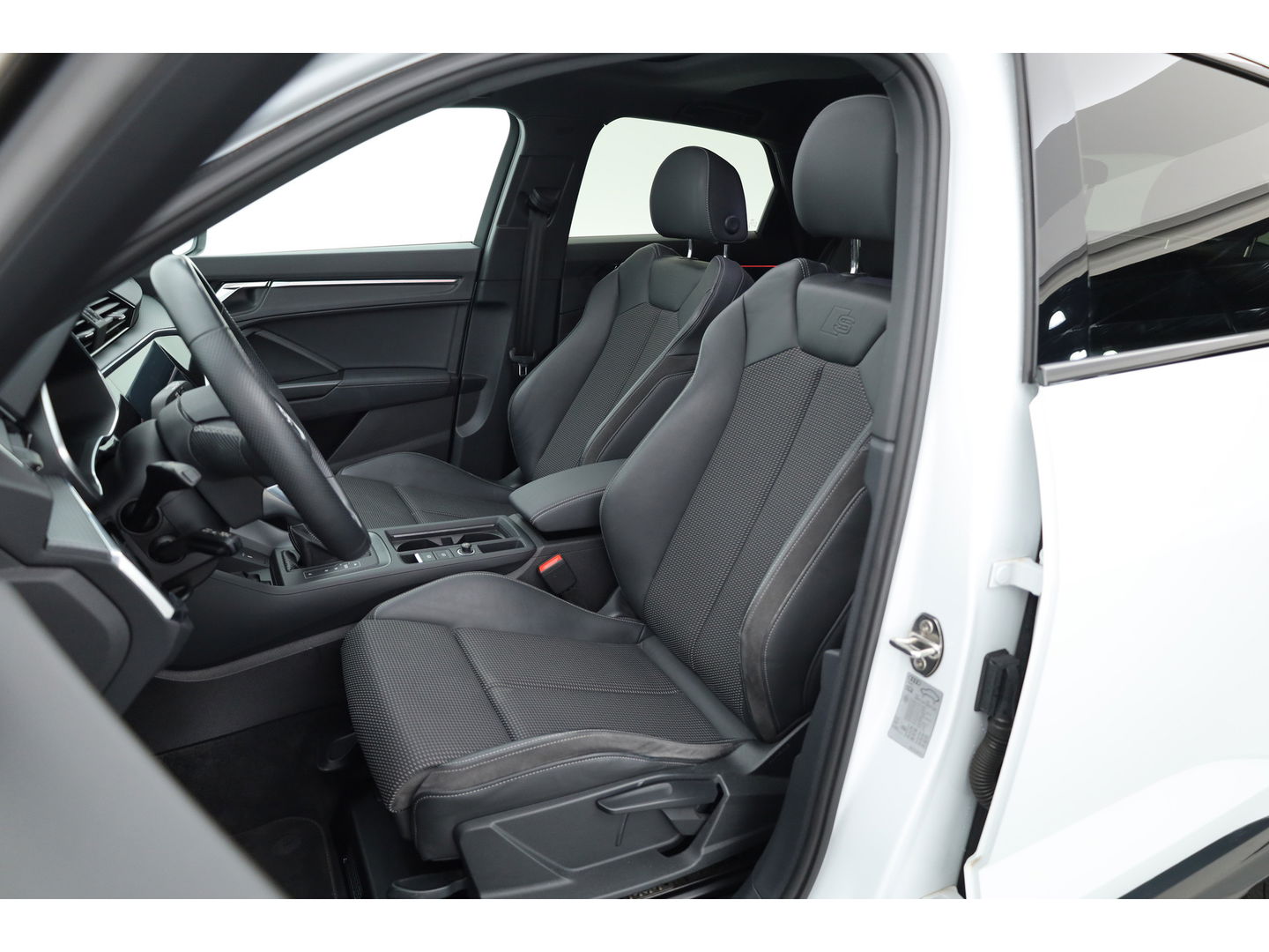 Audi Q3 Sportback 45 TFSI e S Line | Pano | Sonos | 20'' | Camera | Adapt. Cruise | Navi | Apple CarPlay
