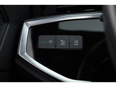 Audi Q3 Sportback 45 TFSI e S Line | Pano | Sonos | 20'' | Camera | Adapt. Cruise | Navi | Apple CarPlay