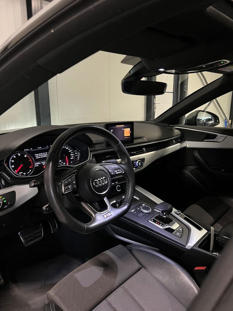 Audi A5 Sportback 40 TFSI S-line Pano Sfeer Black Optic NAP