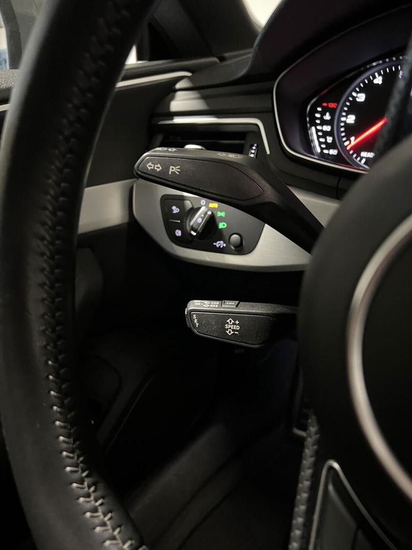 Audi A5 Sportback 40 TFSI S-line Pano Sfeer Black Optic NAP